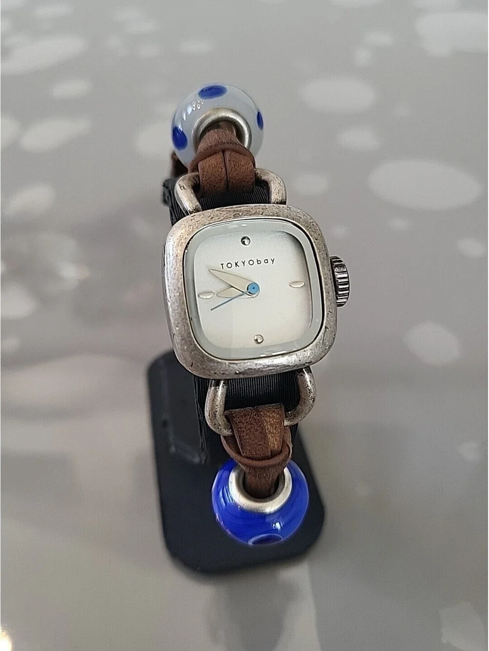 Womens TOKYObay Watch Silver Tone Leather Glass Beads New Battery Works Great!